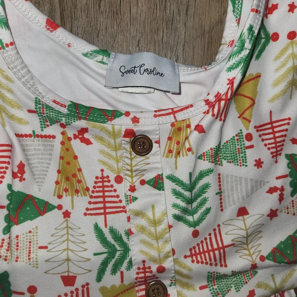 Sweet Caroline Boutique Christmas dress - Picture 2 of 4